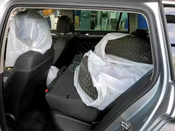 VW Passat Variant 4M Business IQ.Light AHK Digital Pano (5/5)