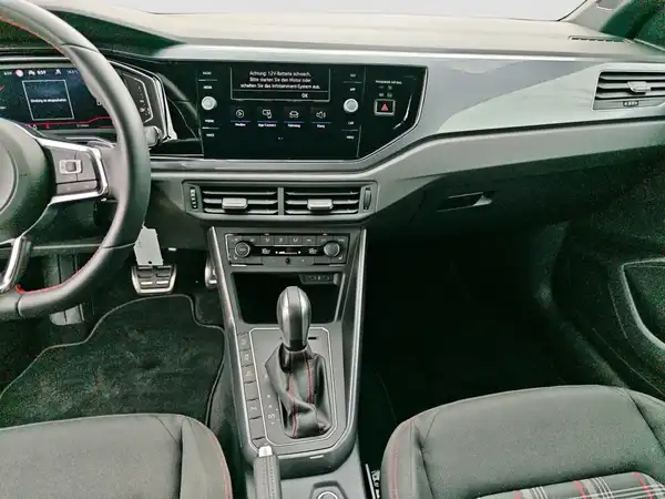 VW Polo GTI 2.0 TSI (12/16)