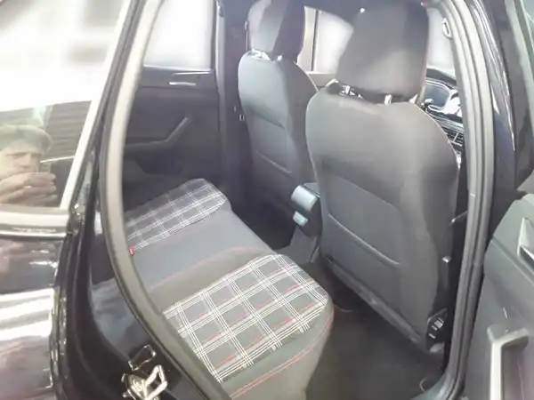 VW Polo GTI 2.0 TSI (9/10)