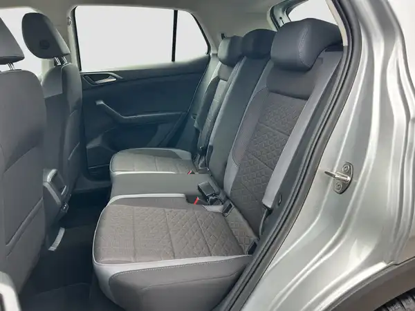 VW T-Cross Style 1.5 TSI (9/16)