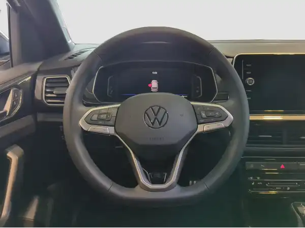 VW T-Cross R-Line 1.0 TSI (11/16)