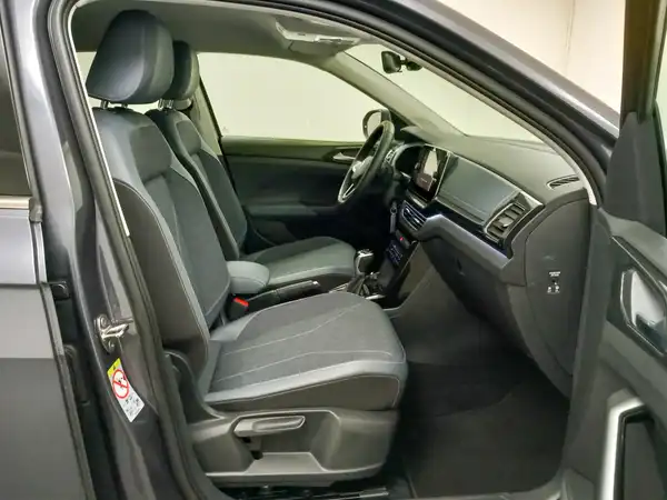 VW T-Cross Style 1.0 TSI Navi Connect IQ.Light Assists (17/20)