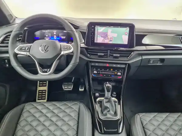 VW T-Roc Cabriolet R-Line 1.5 l TSI (10/16)