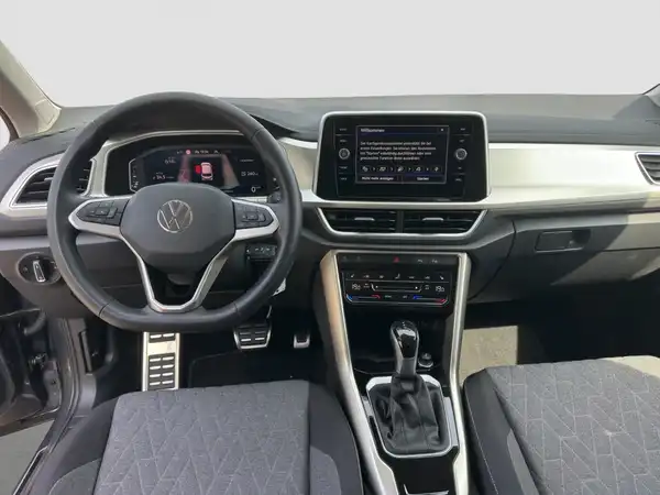 VW T-Roc Move 1.5 TSI Navi Digital LED Connect (10/17)