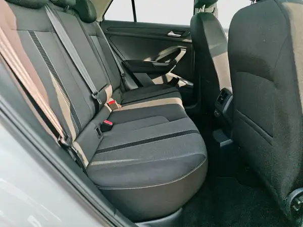 VW T-Roc LIFE 1.0 TSI Navi App Winterpaket 2xClima (15/16)