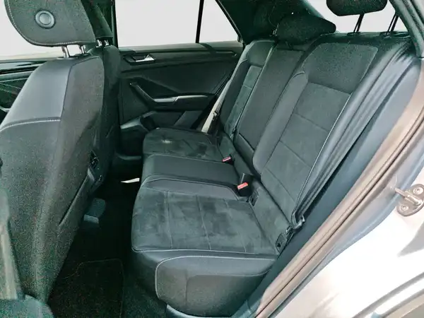 VW T-Roc R-Line 2.0 TDI Kamera AHK Navi QI (9/17)