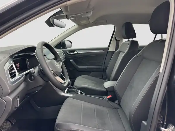 VW T-Roc Style 1.5 TSI (8/16)