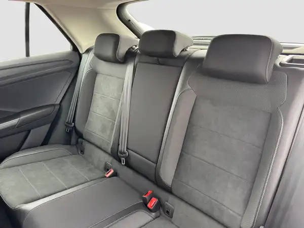 VW T-Roc Style 1.5 TSI (9/16)