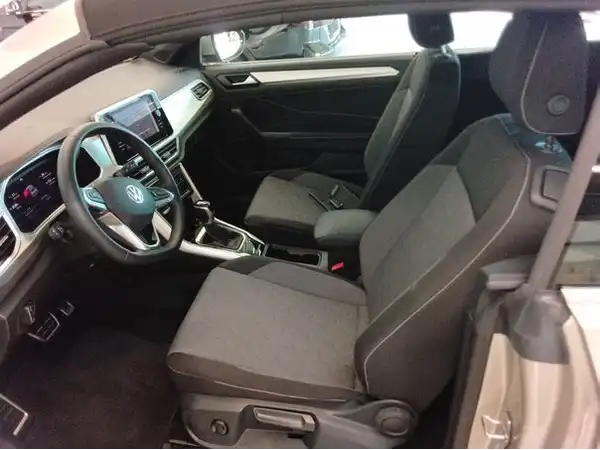 VW T-Roc Cabriolet MOVE 1.5 TSI OPF (4/4)