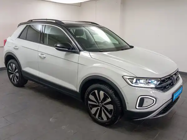 VW T-Roc MOVE 1.0 TSI IQ.Drive LED Navi 5JGAR (4/20)