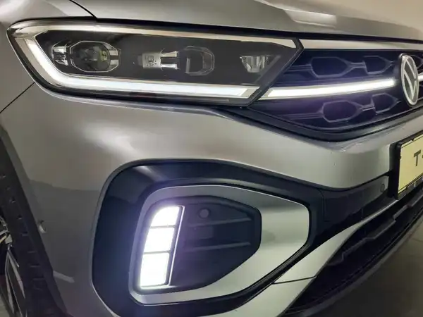 VW T-Roc 1.5 TSI R-Line (14/18)