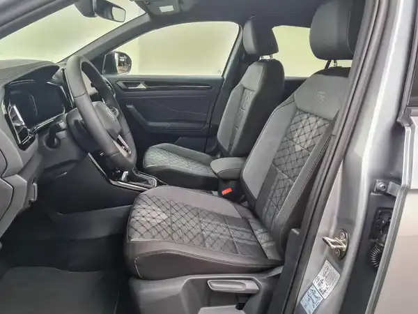 VW T-Roc 1.5 TSI R-Line (8/18)