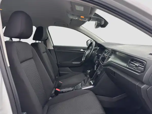 VW T-Roc 1.0 TSI Connect Winter Assists (15/17)