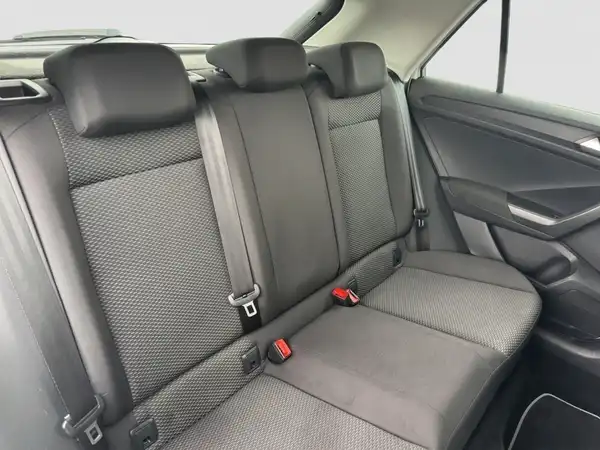 VW T-Roc 1.0 TSI Connect Winter Assists (16/17)