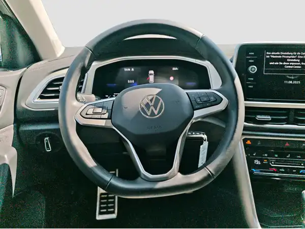 VW T-Roc Life 1.0 TSI (11/16)