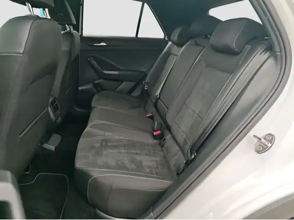 VW T-Roc R-Line 2.0 TDI Kamera AHK Navi Allwetter (9/16)