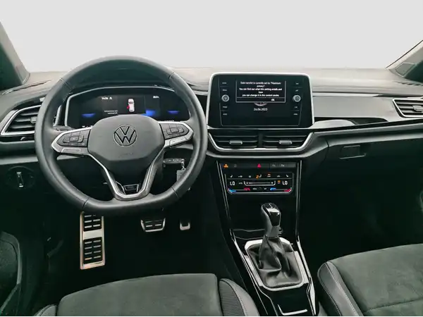 VW T-Roc R-Line 2.0 TDI Kamera AHK Navi Allwetter (10/16)