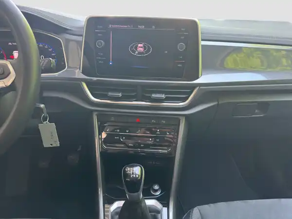 VW T-Roc STYLE 1.0 TSI 2xClima App Navi QI (12/16)