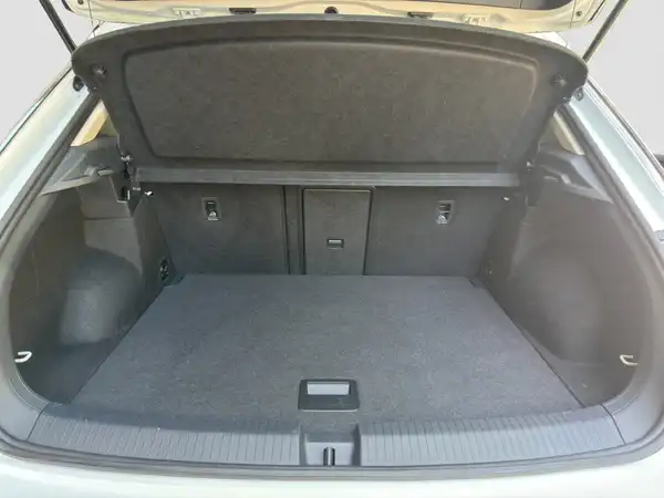 VW T-Roc STYLE 1.0 TSI 2xClima App Navi QI (13/16)