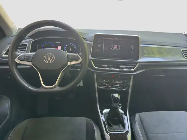 VW T-Roc STYLE 1.0 TSI 2xClima App Navi QI (10/16)
