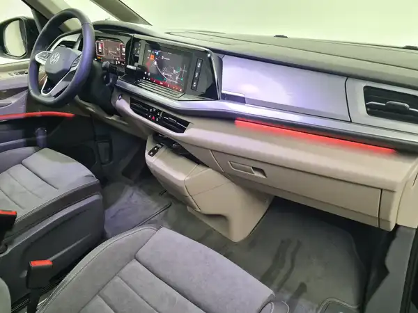 VW T7 Multivan Style 2.0 TDI (20/20)