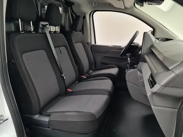 VW T7 Transporter Kasten 2.0 TDI (15/16)