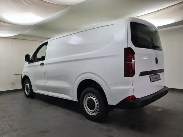 VW T7 Transporter Kasten 2.0 TDI (5/16)