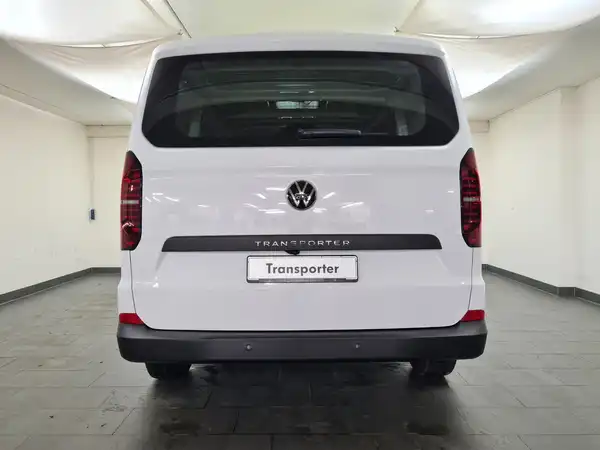 VW T7 Transporter Kasten 2.0 TDI (6/16)