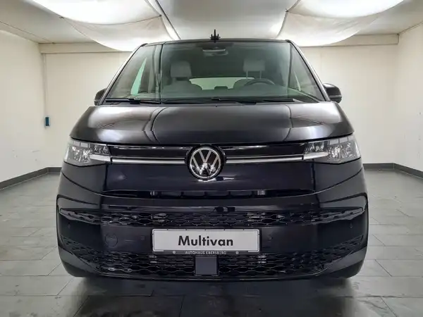 VW T7 Multivan LIFE 2.0 TDI (3/18)