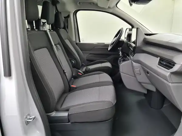 VW T7 Transporter Kasten lang 2.0 TDI (14/15)