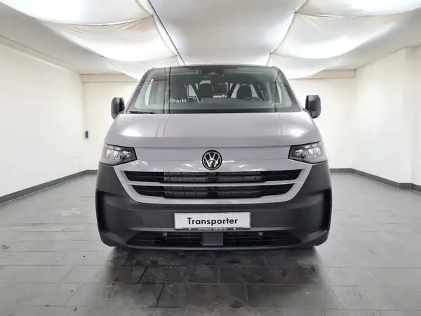 VW T7 Transporter Kasten lang 2.0 TDI (3/15)