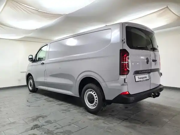 VW T7 Transporter Kasten lang 2.0 TDI (5/15)