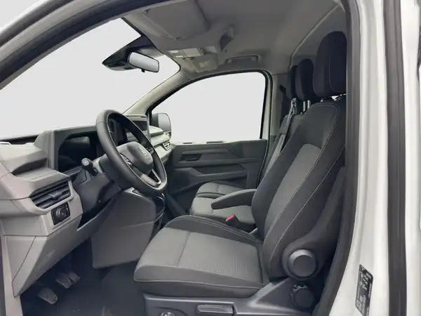 VW T7 Transporter Kastenwagen 2.0 TDI (8/16)