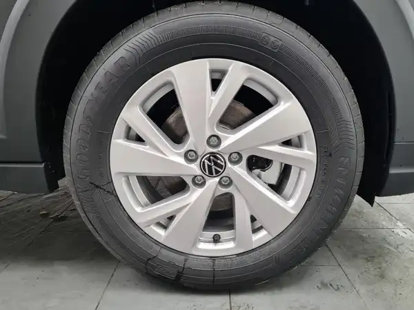 VW Taigo Life 1.0 TSI (15/18)