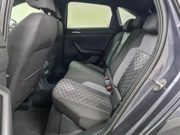 VW Taigo R-Line 1.0 TSI (9/18)