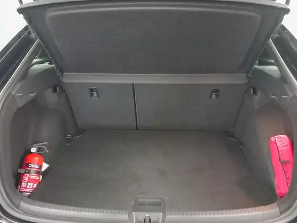 VW Taigo R-Line Navi LED ACC Travel+Spur Keyless (13/19)