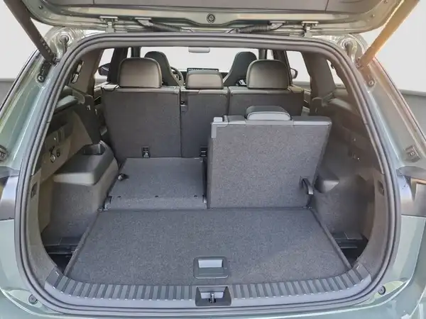 VW Tayron R-Line 2.0 TDI (13/17)