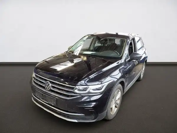 VW Tiguan Elegance 2.0 TDI ergo 230V AHK Navi LM19 (2/8)