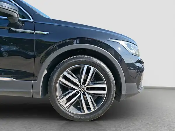 VW Tiguan Elegance 2.0 TDI ergo 230V AHK Navi LM19 (16/16)
