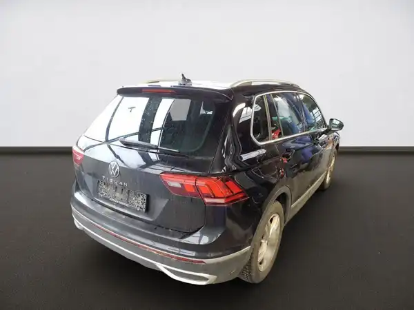 VW Tiguan Elegance 2.0 TDI ergo 230V AHK Navi LM19 (5/8)