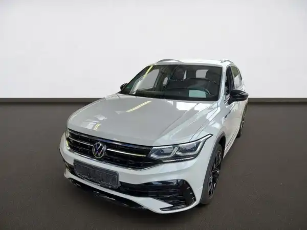 VW Tiguan Allspace R-Line 2.0 TDI (2/3)