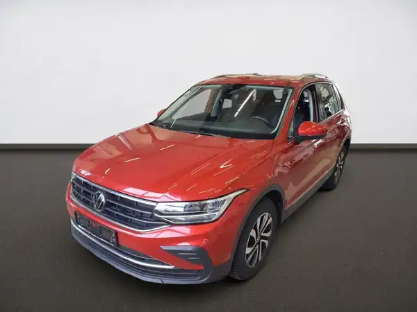 VW Tiguan Life 2.0 TDI Connect Navi Kamera LED (2/9)