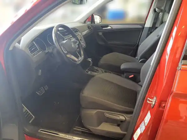 VW Tiguan Life 2.0 TDI Connect Navi Kamera LED (6/9)