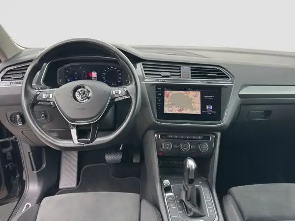VW Tiguan Allspace R-Line 2.0 4M Business AHK Kamera StHzg HUD LED (10/16)