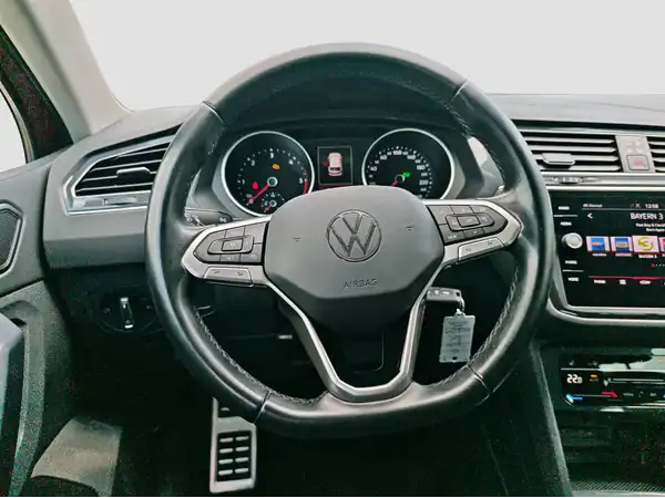 VW Tiguan Life 2.0 TDI Connect Navi Kamera LED (11/16)