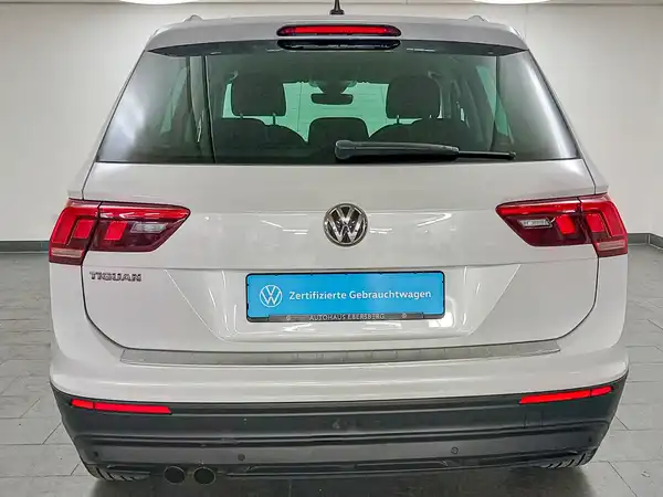 VW Tiguan Comfortline 2.0 TDI AHK App Spur HUD Assist (6/21)