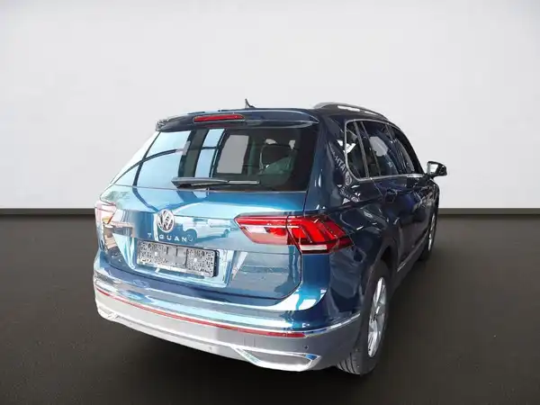 VW Tiguan Elegance 2.0 TDI ACC Navi Connect (5/9)