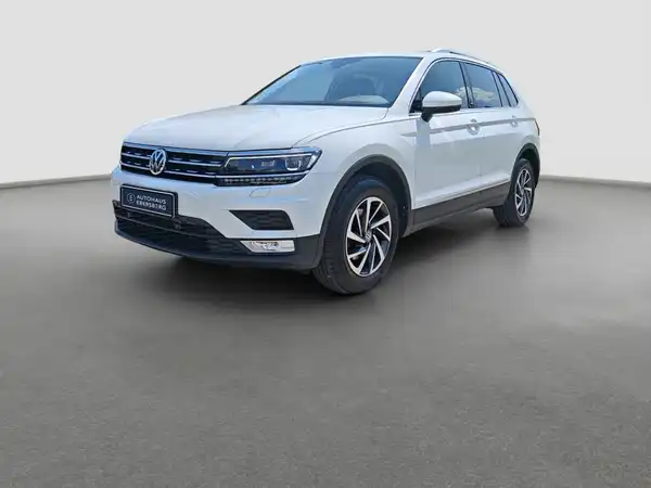 VW Tiguan Comfortline 4M AHK ACC Connect LED (2/16)