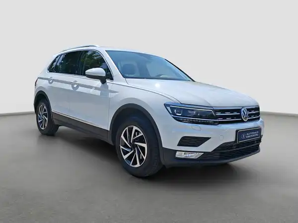 VW Tiguan Comfortline 4M AHK ACC Connect LED (4/16)