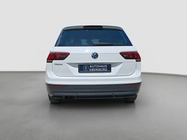VW Tiguan Comfortline 4M AHK ACC Connect LED (6/16)